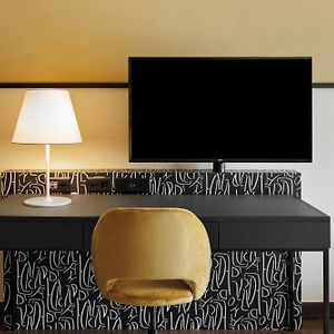 Comfort Zimmer mit Kingsize-Bett