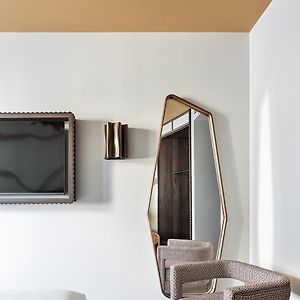 Standard Zimmer mit Kingsize-Bett