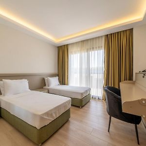 Zimmer mit zwei Einzelbetten