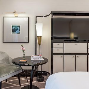 Deluxe Zimmer mit Kingsize-Bett