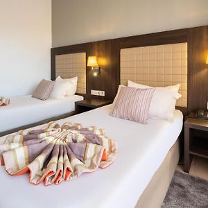 Zimmer mit zwei Einzelbetten