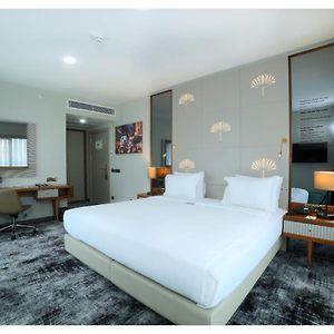 Deluxe Zimmer mit Kingsize-Bett