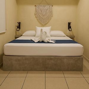 Budget Zimmer mit Kingsize-Bett
