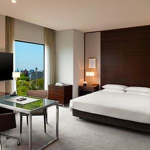 Deluxe Zimmer mit Kingsize-Bett