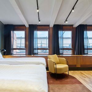 Superior Plus Zimmer mit Kingsize-Bett