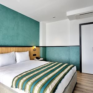 Standard Zimmer mit Kingsize-Bett