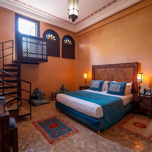 Deluxe Zimmer mit Kingsize-Bett