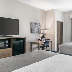 Zimmer mit Zugang für Rollstuhlfahrer mit Queensize-Bett