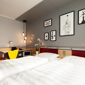 Zimmer mit zwei Einzelbetten