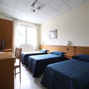 Dreibettzimmer