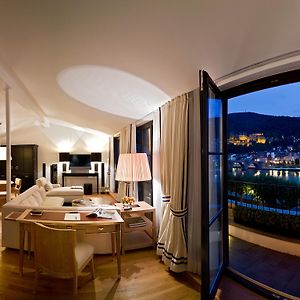 Penthouse Suite