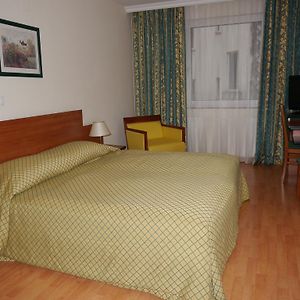 Dreibettzimmer