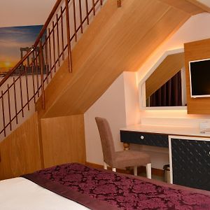 Familien-Zimmer