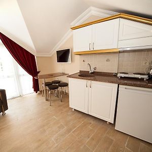Budget Zimmer mit Kingsize-Bett