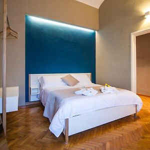 Deluxe Zimmer mit Kingsize-Bett