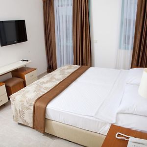 Economy Zimmer