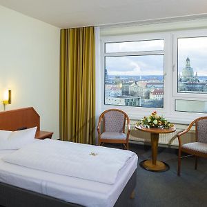 Standard Zimmer mit zwei Einzelbetten