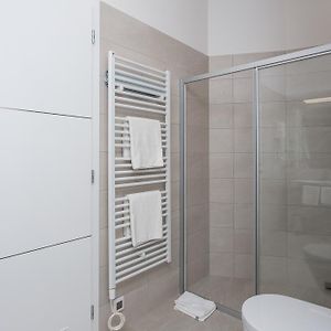Deluxe Zimmer mit Kingsize-Bett