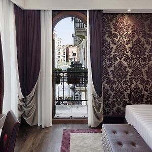 Superior Zimmer mit Kingsize-Bett