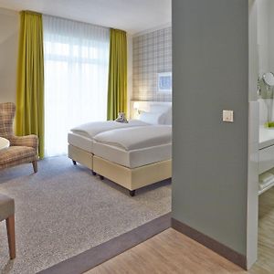 Standard Zimmer mit Kingsize-Bett