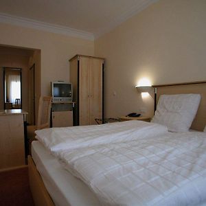 Dreibettzimmer