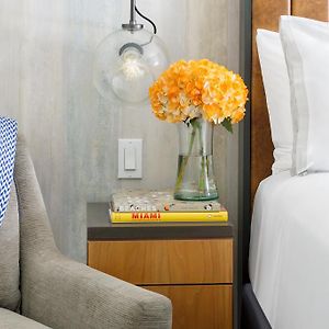 Standard Zimmer mit Kingsize-Bett