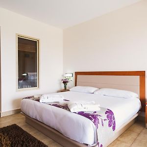 Superior Zimmer mit Kingsize-Bett