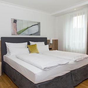 Comfort Zimmer mit Kingsize-Bett