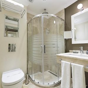 Zimmer mit Queensize-Bett