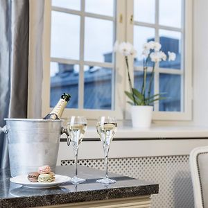 Deluxe Zimmer mit Kingsize-Bett