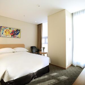 Standard Zimmer mit Queensize-Bett