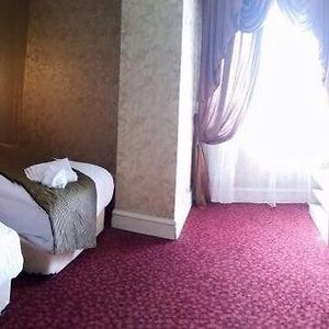 Standard Zimmer mit zwei Einzelbetten