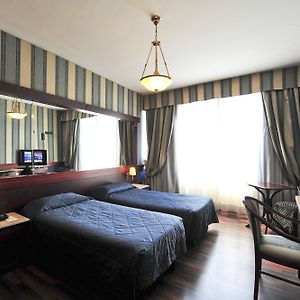 Standard Zimmer mit zwei Einzelbetten