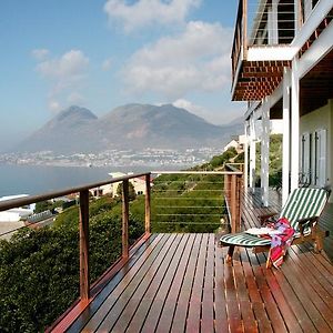 Moonglow Guesthouse