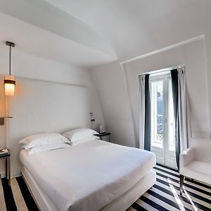 Deluxe Zimmer mit Kingsize-Bett