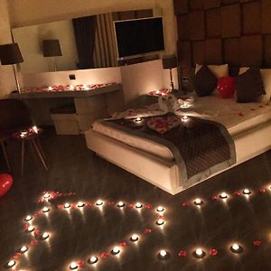 Honeymoon Suite mit Kingsize-Bett
