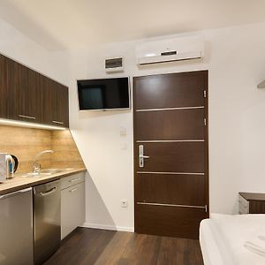 Standard Zimmer mit zwei Einzelbetten