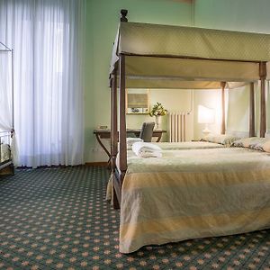 Standard Vierbettzimmer