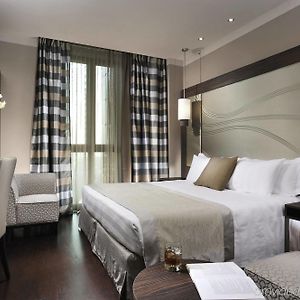 Deluxe Zimmer mit Kingsize-Bett