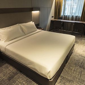 Deluxe Zimmer mit Kingsize-Bett