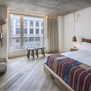 Deluxe Zimmer mit Kingsize-Bett