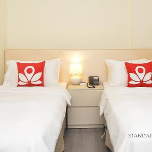 Standard Zimmer mit zwei Einzelbetten
