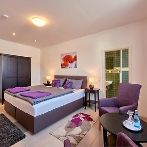 Zimmer mit Queensize-Bett