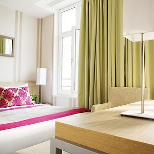Standard Zimmer mit Kingsize-Bett
