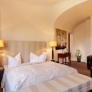 Deluxe Junior Suite