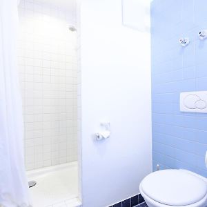 Zimmer mit zwei Einzelbetten