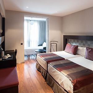 Dreibettzimmer