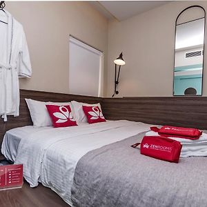 Deluxe Zimmer mit Kingsize-Bett