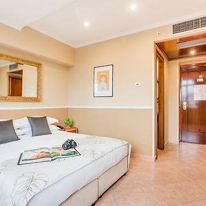 Superior Zimmer mit Kingsize-Bett