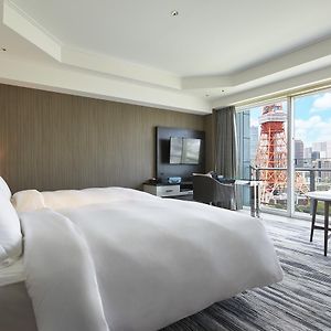 Panorama Zimmer mit Kingsize-Bett